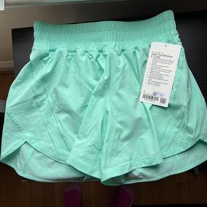 NEW WITH TAGS! 
Track That Mid-Rise Lined Short 5"
Color: Wild Mint